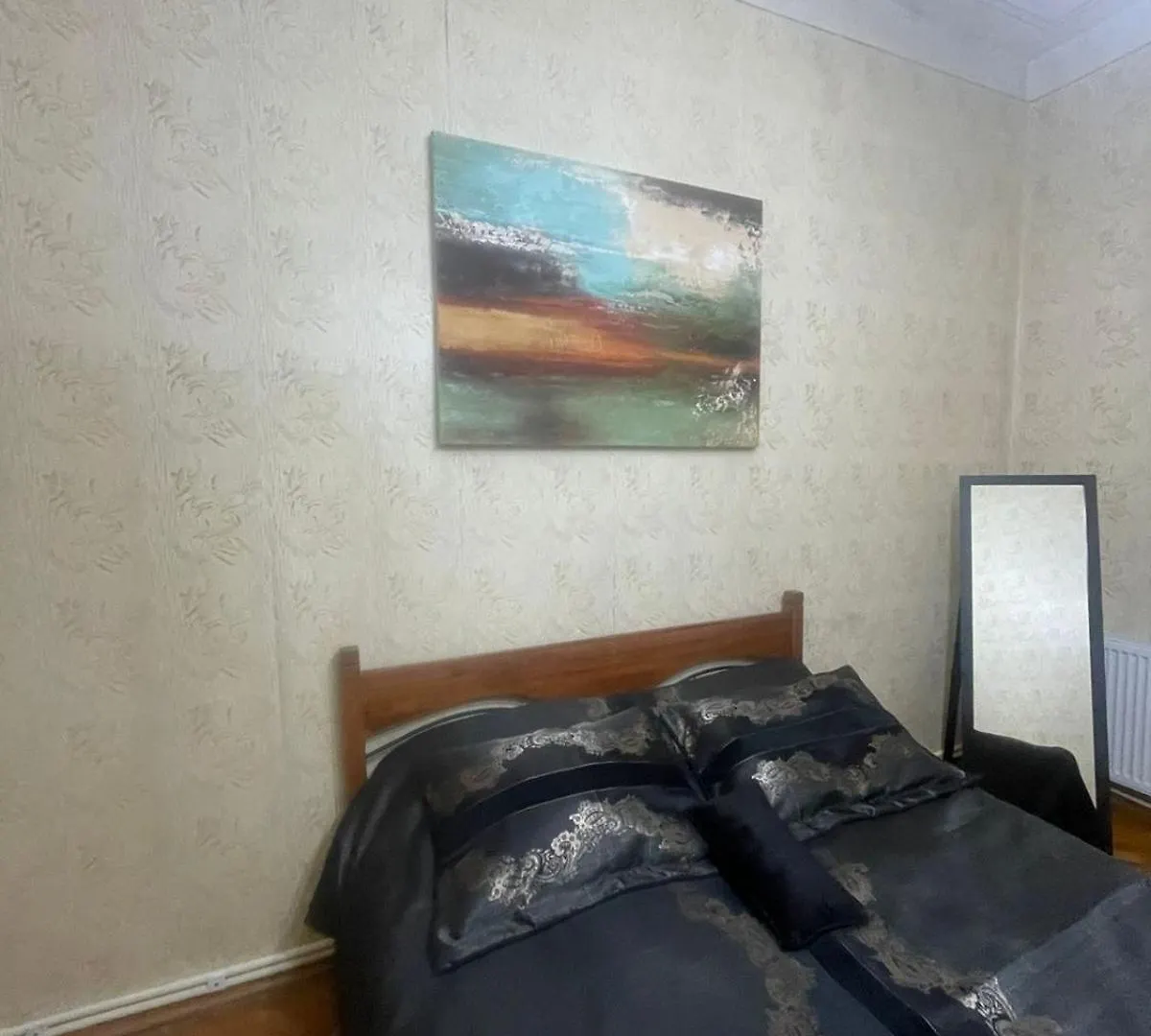 Apartment With Balcony Vake Tbilisi Georgien